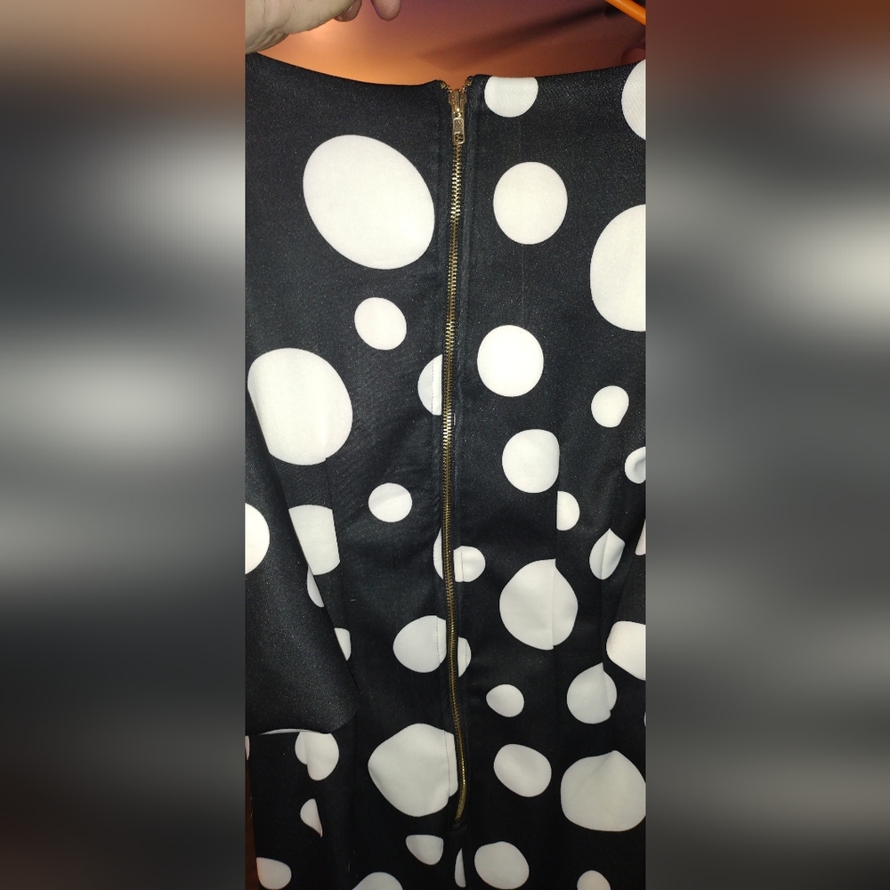 Dress - Picture 4 of 5
